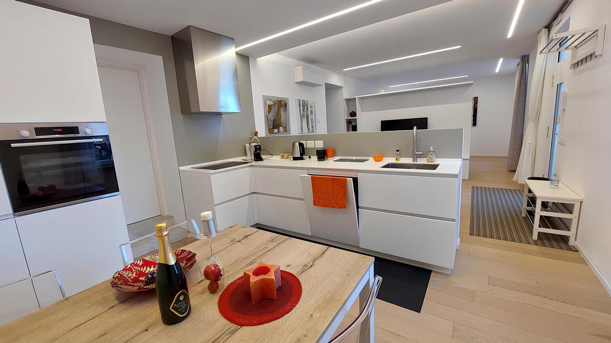 Over The Castle Apartment Τρέντο Εξωτερικό φωτογραφία